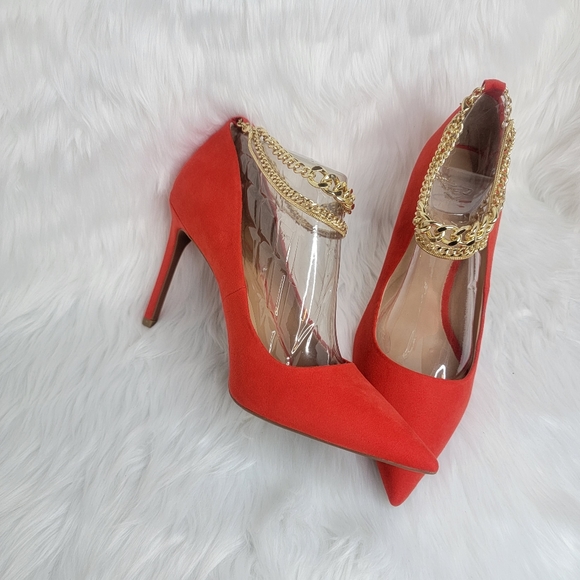 INC red suede pointed toe stiletto heels gold ankle bracelet. - Picture 5 of 11